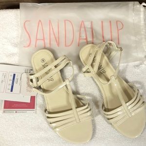 💙💚💙 SALE!! 💚💙💚 Sandalup sandals NWT